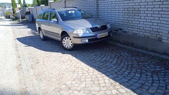 Škoda Octavia combi 1.9 TDi, pohon 4x4, r.2009/2,205970km - 8