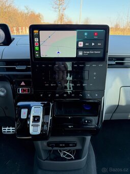 Hyundai Staria Luxury 4x4, panorama, tažné, jen 10 tisíc km - 8