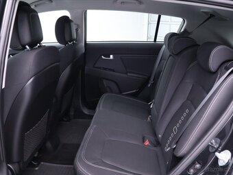 Kia Sportage 2,0 CRDI Automat 4x4 Navi (2014) - 8