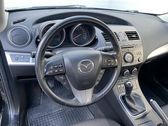Mazda 3 1.6 D , 85 kW nafta, 2012 - 8