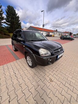 Hyundai Tucson 2.0 CRDi, 104 kW, r. 2006, najeto 250 000 km - 8