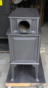 Litinová kamna Jotul F 118 N černý lak - 8