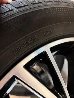 ALU KOLA ORIG.VW 6,5J x 17 ET52 5x112 - 8