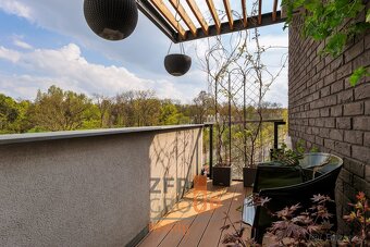Pronájem bytu 3+kk, 156,23 m2 - mezonet, lodžie 8,19 m2 i ba - 8