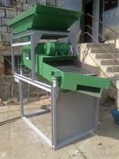 Třídička (katr) na veškerý sypký materiál - 8