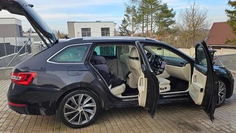 Škoda Superb 2.0 TDI Laurin & Klement - panorama - 8