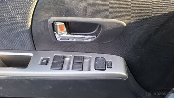 Mazda 5 2.0i - 8