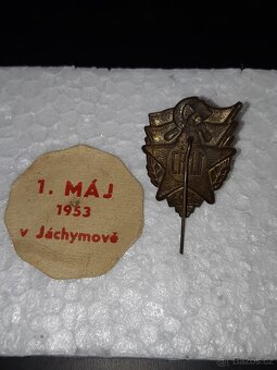 Štyri odznaky 1. M Á J A. - 8
