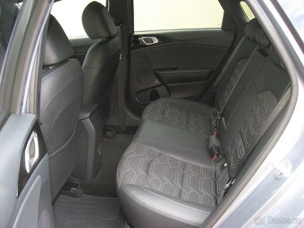 Kia Ceed 1.5i T-GDI 160PS Edice 30 - 8
