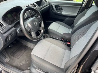 Škoda Fabia Combi 1.2 HTP 51KW, Parkovací kamera, Klima - 8