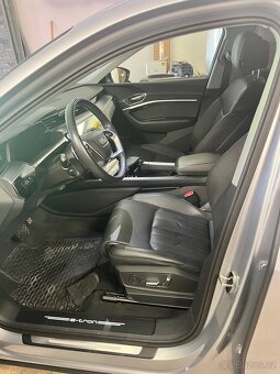 Audi e-tron 55 - 8