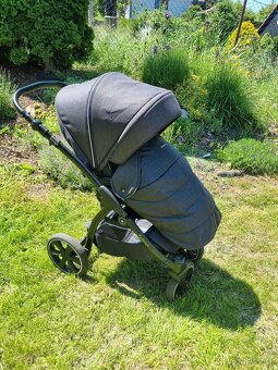 Kočárek Noordi fjordi 2v1 černý - 8