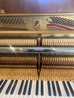 Pianino Petrof 115 - 8