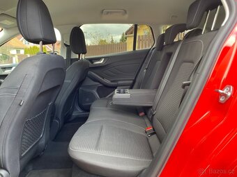 Ford Focus Turnier 1.5 EB Titanium 1. majitel 11/2019 - 8