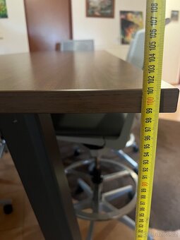 Kancelářský nábytek - Konferenční stůl + 6 židlí - 8