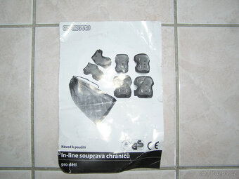 Chrániče na kolena, lokty, dlaně - 8