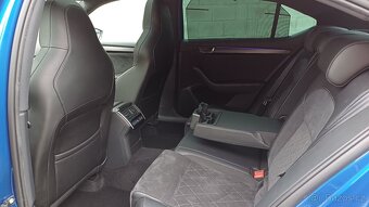 Superb Sporline 2.0 TSI 200kW -PANORAMA-WEBASTO-1.maj-ČR - 8