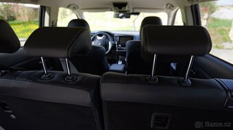Mitsubiuschi Outlander Plkug in Hybrid - 8