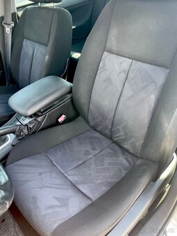 Peugeot 607 2,2 Hdi/ 98kw/ klima/ tempomat / nová stk - 8
