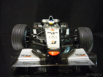 McLaren MP4/15 Hakkinen Formule F1 Hot Wheels 1/18 - 8