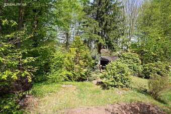 Prodej stavebního pozemku 792 m² - 8