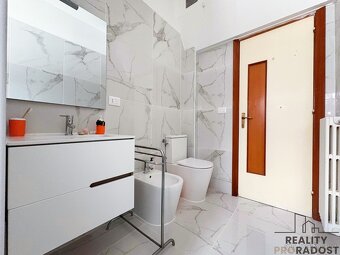 Prodej bytu 5+kk 132 m², via Leonardo da Vinci, Silvi, Itáli - 8