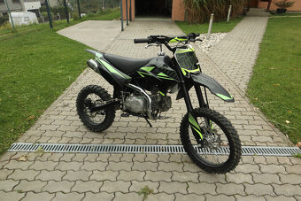 Stomp Z3 140 - 8