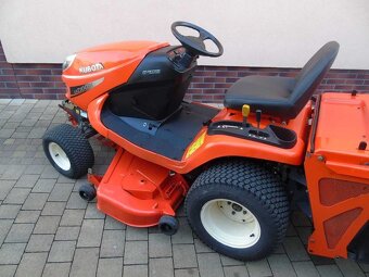 Na prodej profesionální traktor Kubota Gr2100 - 8