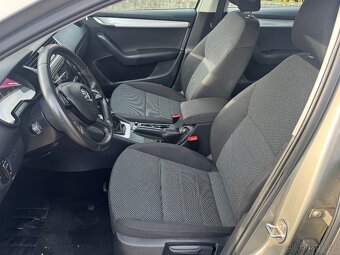 ŠKODA OCTAVIA KOMBI 1.6TDI 77KW - 8