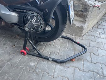 Honda CB1000R+ - 8
