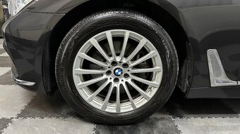 BMW Řada 7, TOP VÝBAVA / 2 SADY GUM - 8