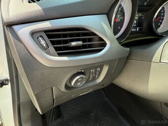 OPEL ASTRA SPORTS TOURER 1,6 CDTi, 81 kW, naj.85 tis.km - 8