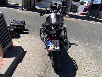 Suzuki 1050 DL V-Strom; r.v. 2023 - 8