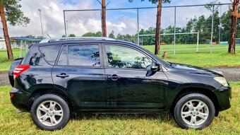 Toyota RAV4 2,2 D-4D 150 Lux 4x4 Odpočet DPH - 8