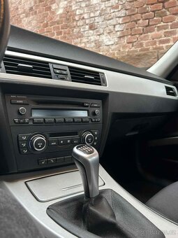 BMW 318i E90 - 8