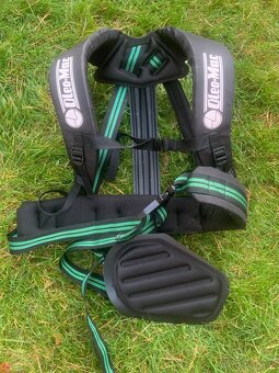 křovinořez Oleo-Mac BT 400 T + Popruh dvouramenný profi - 8