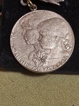 Historický retro fotoaparát Altissa plus dárek - 8