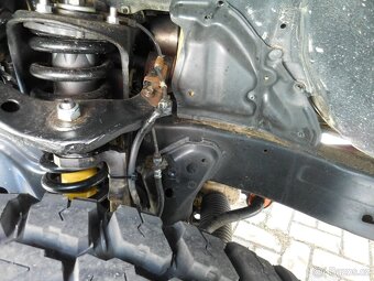 Toyota Land cruiser 95 3,0 TDi 92kw pôvodný lak,bez hrdze - 8