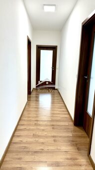 Pronájem pěkného zděného bytu 3+kk 91 m2 s garáží, Havlíčkův - 8