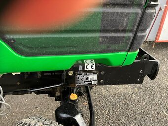 Traktor John Deere 4110 HST - 8