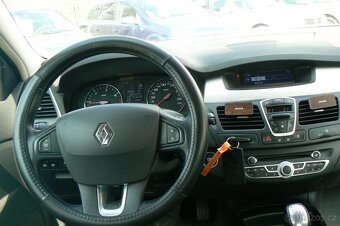 Renault Laguna Combi 1.5dCi -2011 - 8
