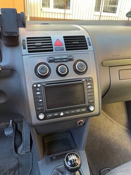 Prodám Volkswagen Touran 1,9tdi - 8