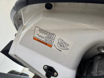 Vodní skůtr Yamaha 1200GP/160koní, bez vozíku - 8