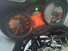 Suzuki DL 650 V-Strom - 8