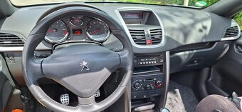 Peugeot 207 CC - 8