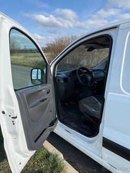 CITROËN JUMPY 2016 L2H1 KLIMA 3 MÍSTA - 8