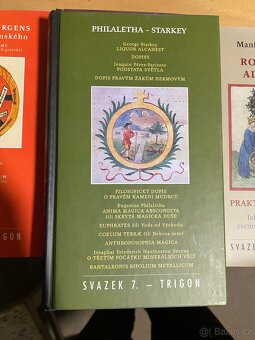 Knižnice logosu - 8