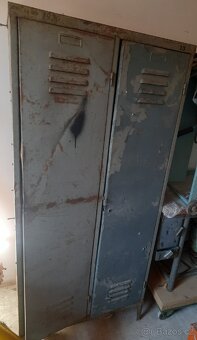 Prodám motor 5.5kw,pilu starší hoblovkou,vozíky - 8