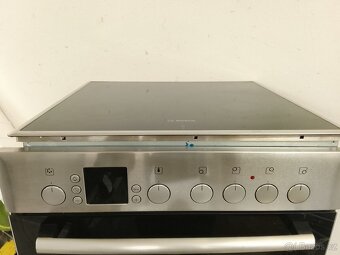 Vestavný set Bosch - 8