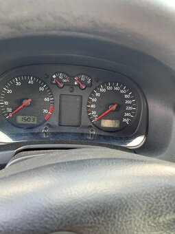 VW Golf IV 1.6SR - 8